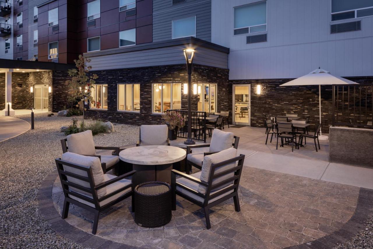 Towneplace Suites By Marriott West Kelowna Kültér fotó